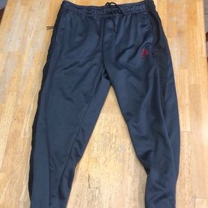 Men’s L gray Reebok pants